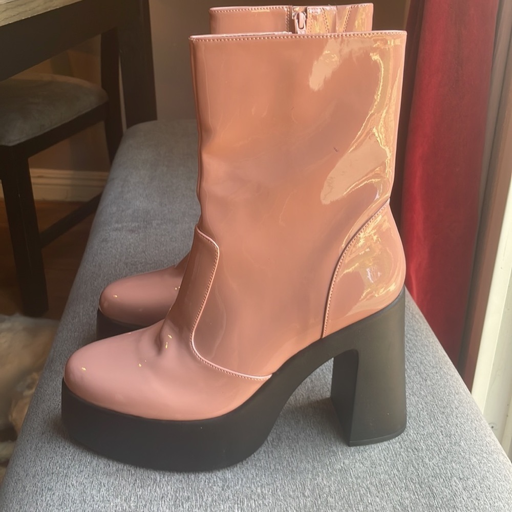 EUC WOMENS GB PINK PLATFORM BOOTS 10M​​​​​​​ - Picture 3 of 14